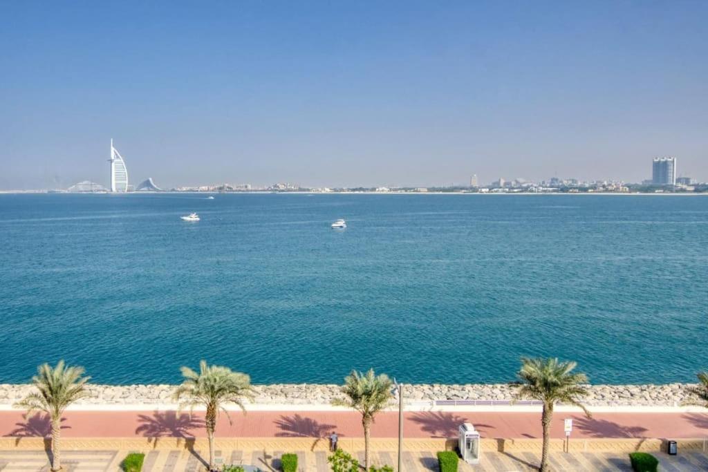 Marvelous Private Beach Apartment In Palm Dubai Within Anantara 5 Star Resort Exterior foto